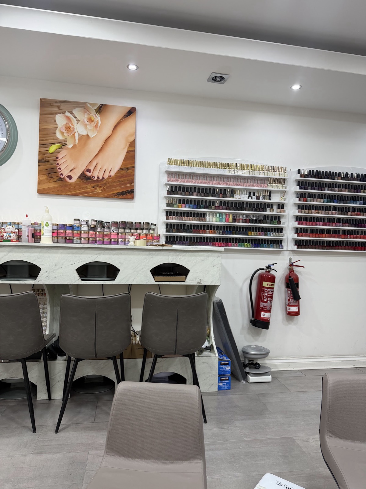 Lucky Nails & Beauty in Richmond London